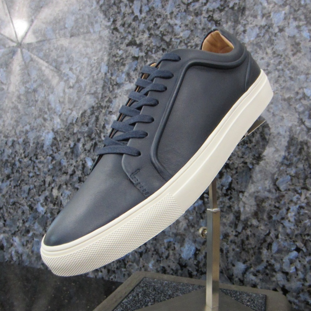 SAM EDELMAN GREGORY SNEAKER IN NAVY - Picture 4 of 7